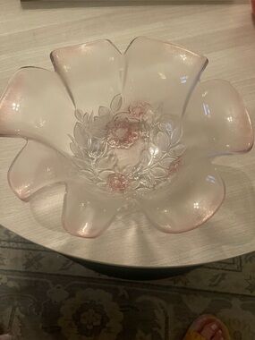 Vintage Pink Depression Glass Floral Fruit Bowl Retro Granny Core Cottage Floral